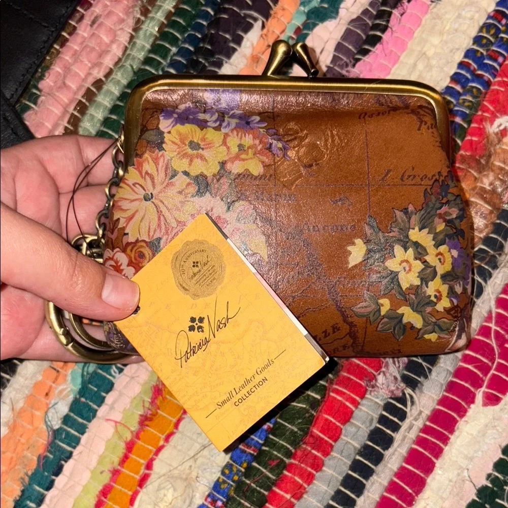 Brand New Patricia Nash English Garden Map Borse Coin Purse - Picture 1 of 3